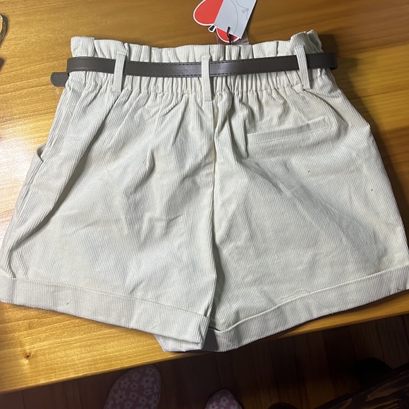 Cider high waisted belted corduroy zip button wide leg shorts ivory - Picture 3 of 7